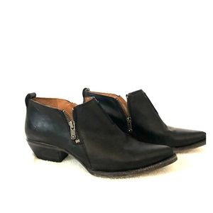 Black Frye Moto Sasha Shortie Booties Sz 8.5